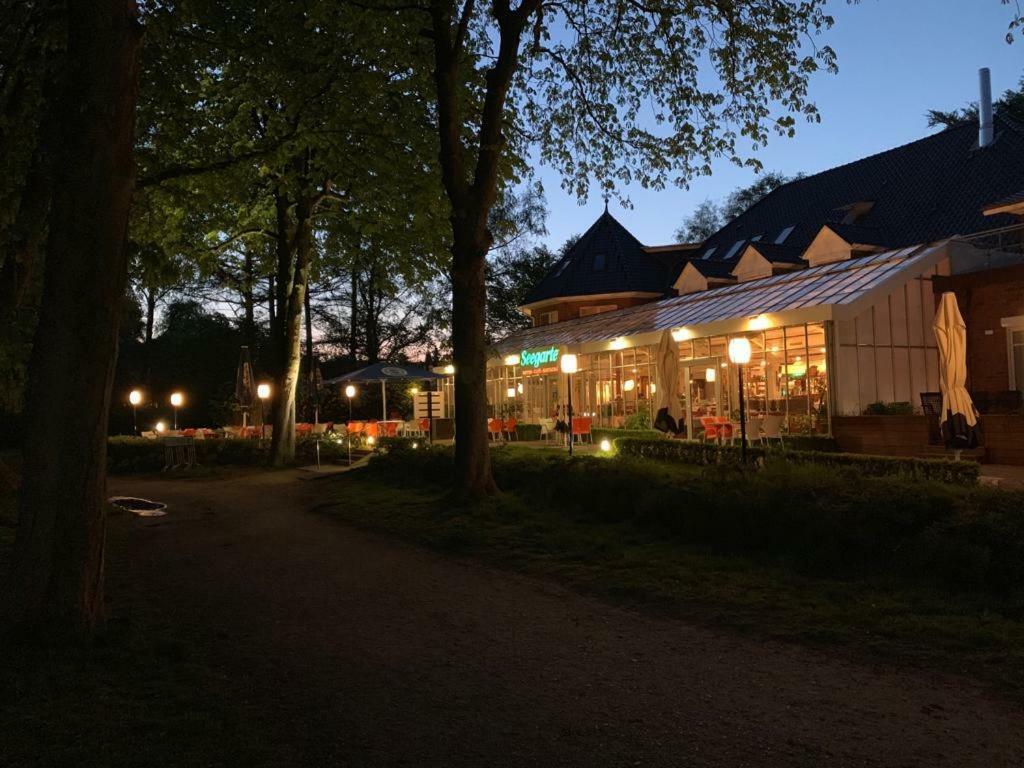 Hotel Seegarten Gmbh Barmstedt Εξωτερικό φωτογραφία